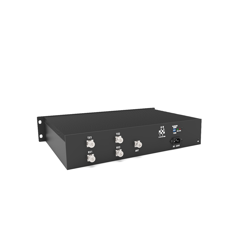 UHF broadband transceiver system